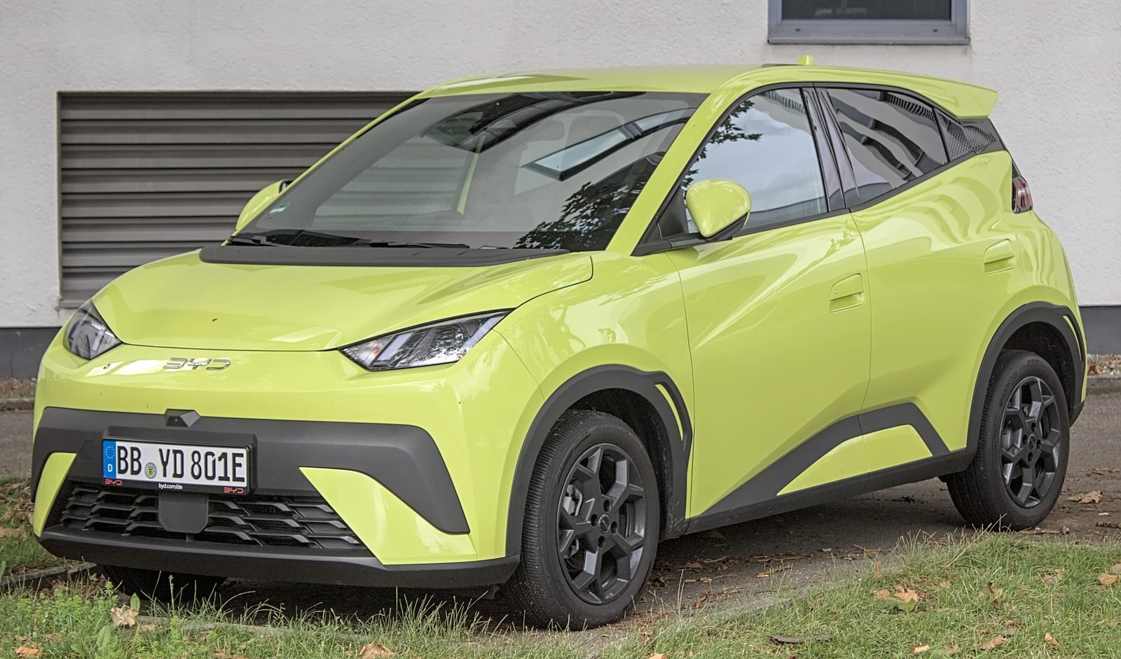 BYD Dolphin G DM-i: UK's First Plug-In Hybrid Supermini