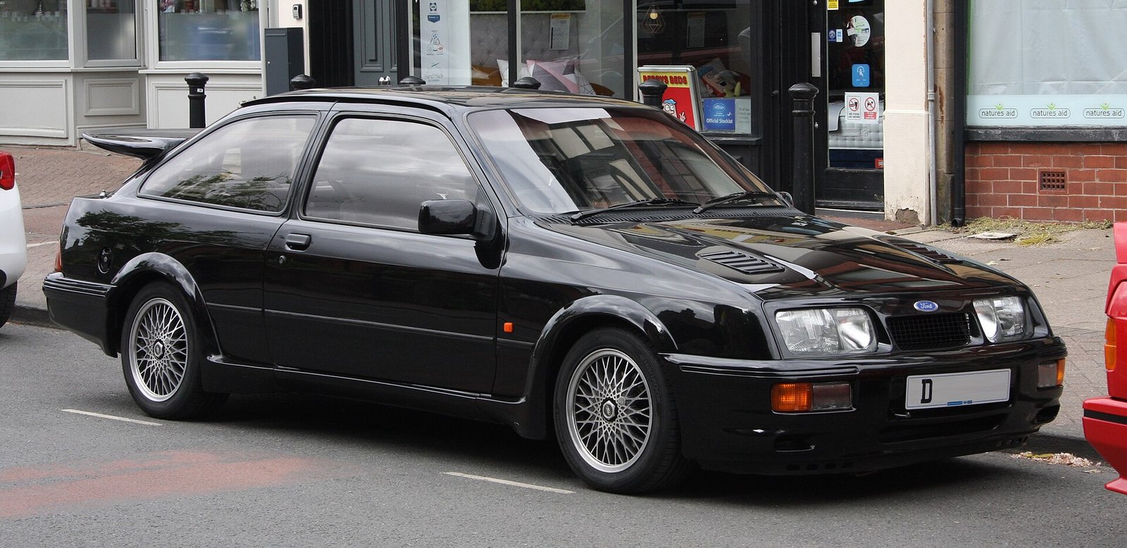 Ford Sierra RS Cosworth 1986 — front three-quarter view