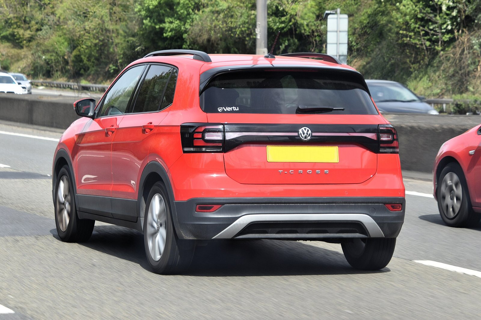 Volkswagen T-Cross 2020 — front three-quarter view